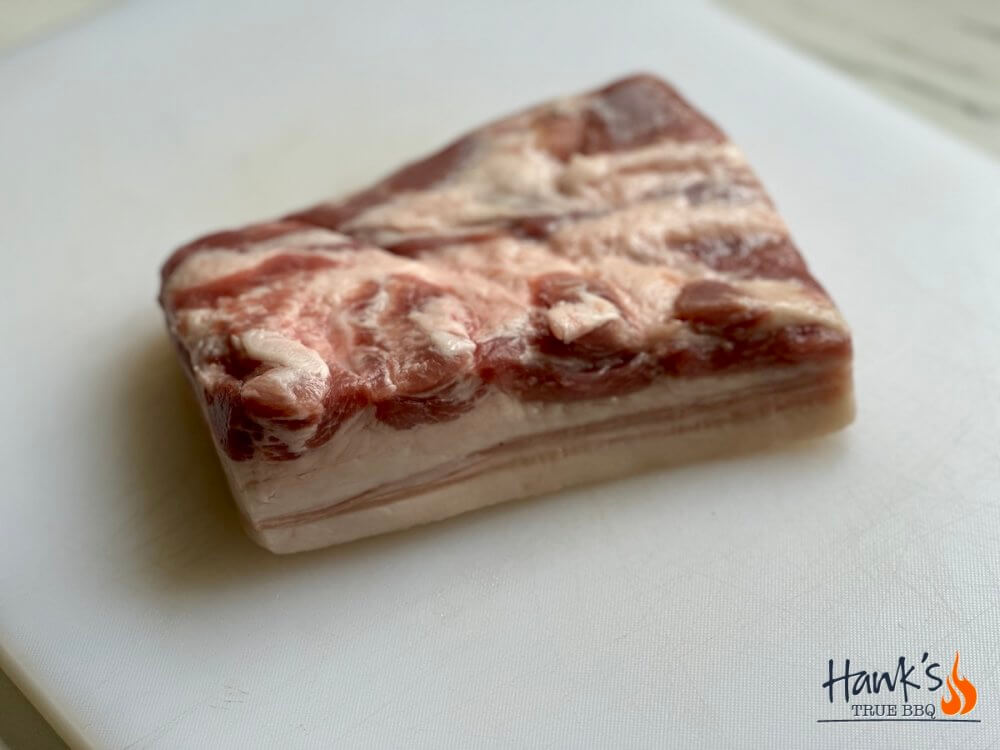 Sidfläsk med köttsidan upp