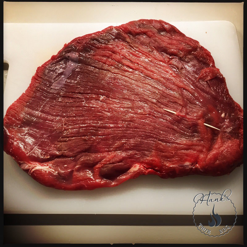 Flank steak, see the muscle fiber direction